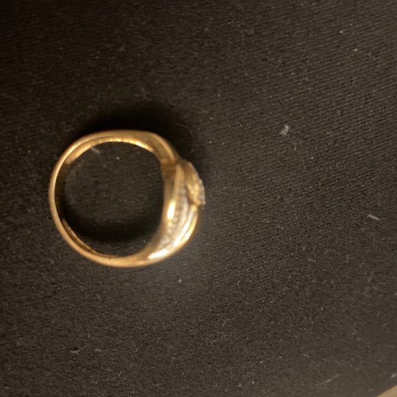 Gold ring - Picture 3 of 4